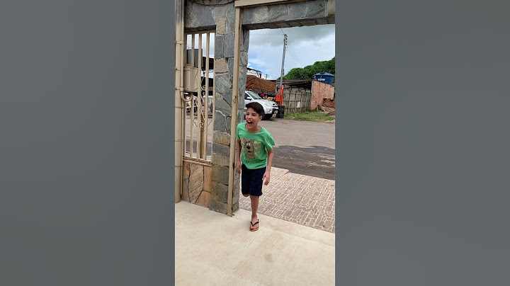 Ele pisou no picolé dela! Parte 1 #shorts