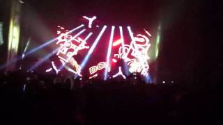 Deadmau5 Throws down in Kansas city Midland