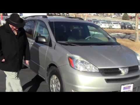 used-2004-toyota-sienna-le-for-sale-at-honda-cars-of-bellevue...an-omaha-honda-dealer!