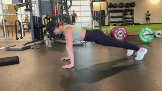 Paused Push up