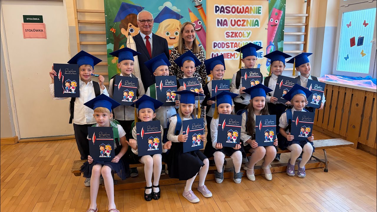 Polonez pierwszej klasy 2️⃣0️⃣2️⃣5️⃣▶️2️⃣0️⃣2️⃣6️⃣ ślubowanie 💃🕺🩰