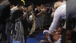 Papa Shango puts a curse on Ultimate Warrior: Superstars, May 16, 1992 (WWE Network Exclusive) screenshot 1