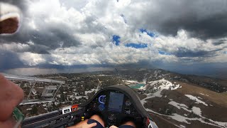 Glider Explores New Mountain Ridge for First Time - Amazingly Beautiful!