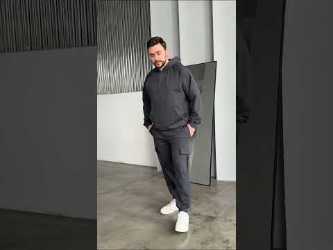 Весняний чоловічий сірий спортивний костюм без утеплювача (худі та штани), видео 1