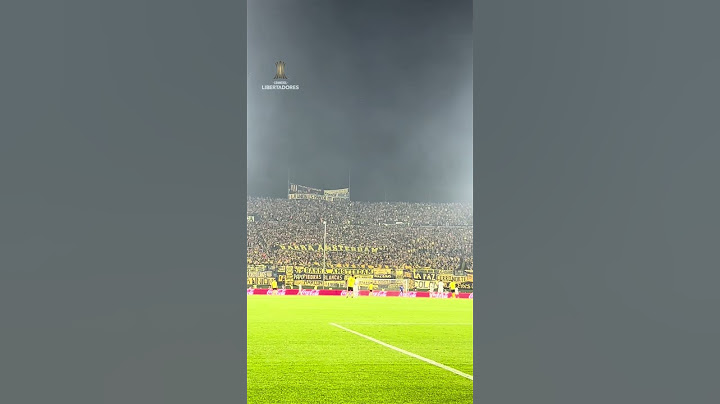 ⚫🟡 ¡EL MANYA! ¡SIEMPRE ALENTANDO! #PEÑAROL #LIBERTADORES