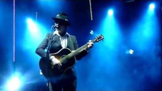 Video thumbnail of "Peter Doherty - Arcady - Tell The King - Festival Le Cabaret Vert 2011"