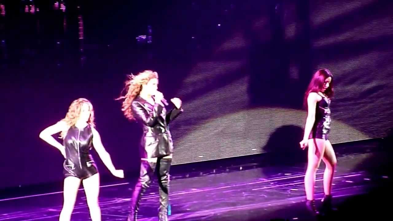 Beyonce (HD) - Schoolin' Life (The Mrs Carter Show World Tour 2013, LG Arena, Birmingham)