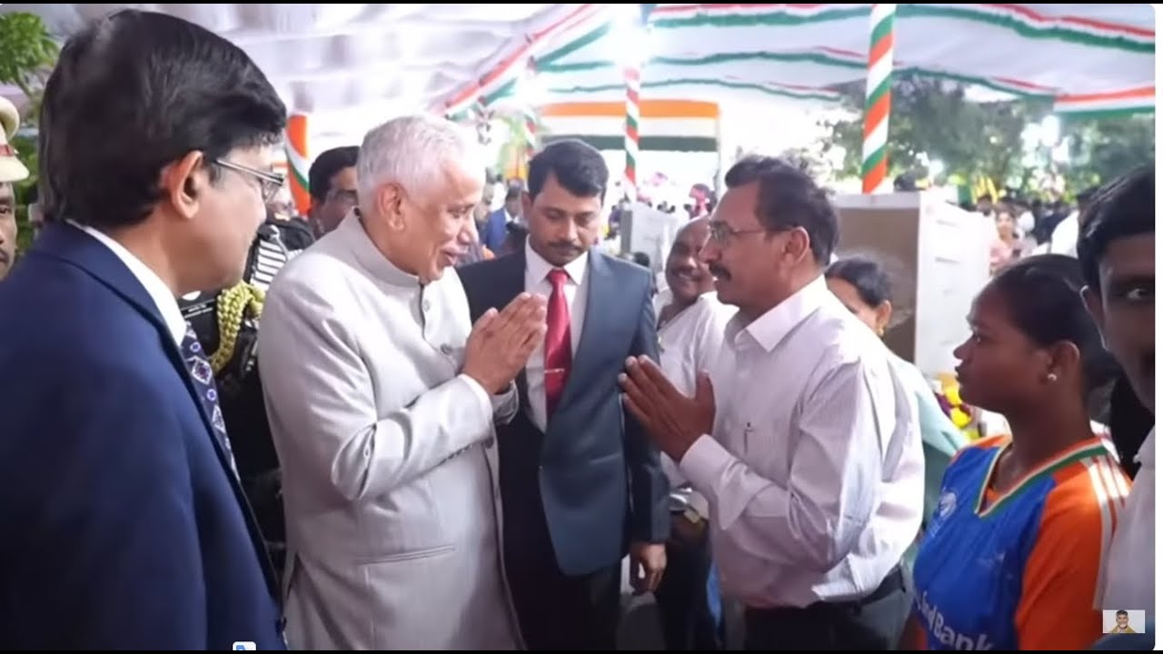 లోక్ భవన్ లో హై-టీ కార్యక్రమంలో పాల్గొన్న ముఖ్యమంత్రి శ్రీ నారా చంద్రబాబు నాయుడు గారు