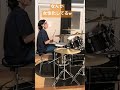 ドラムを演奏してる動画をAIでイラスト動画にしてみた💡
