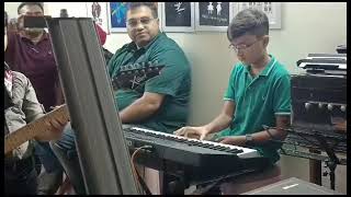 Ye Chand Sa Roshan Chehra Instrumental Op Naiyarkashmir Ki Kalivivaanjayantmadhavravi