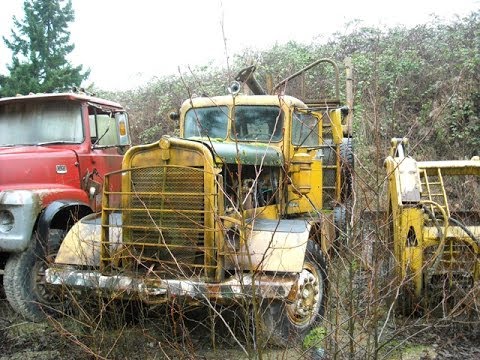 1959 KW Log Truck