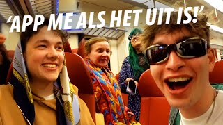 NUMMERS FIXEN IN DE TREIN!