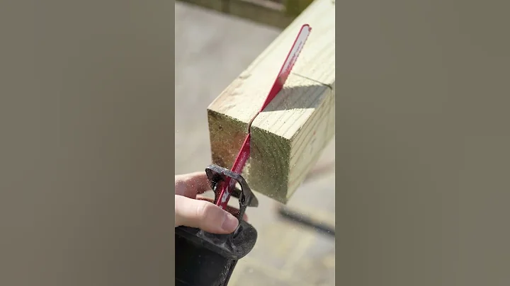 Clean Notch In A 4x4 Post Using Sawzall #shorts