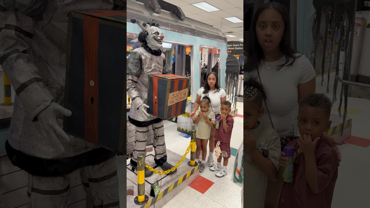 We went to the Halloween store and Londyn and Mj got scared 