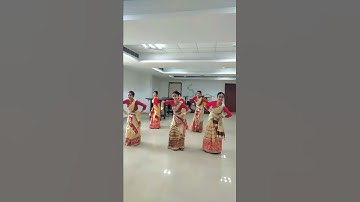 Thumbnail of Bihu Dance rehearsal 🏆💥🌿🐼 // Assamese traditional dance 💌 #assameseshorts #bihudance #shortsassam #