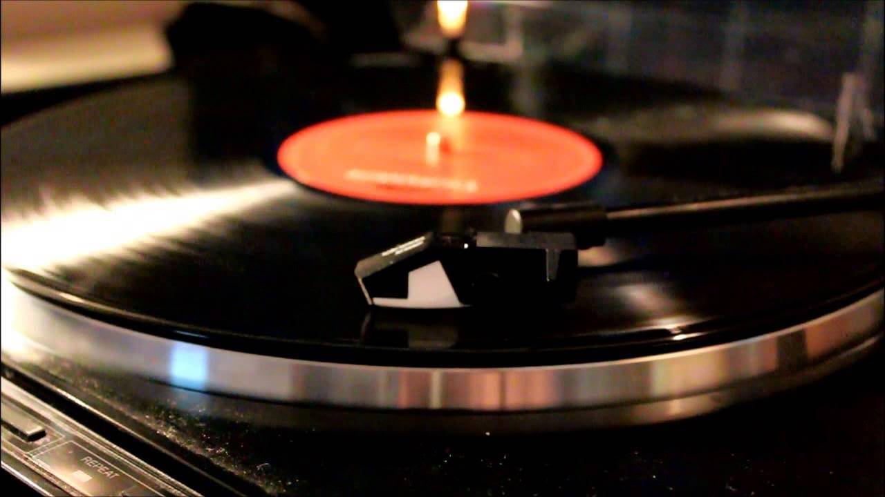 Gloria Gaynor - I Will Survive (Extended 8-minute Remix) (Lossless Vinyl Rip) Gloria Gaynor - I Will Survive (Extended 8-minute Remix) (Lossless Vinyl Rip)