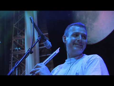 在 YouTube 上觀看「ELFENTHAL | Nothing Really Matters I HD Video | Maite Itoiz & John Kelly」