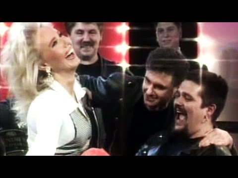 Lepa Brena - Ljubav Je