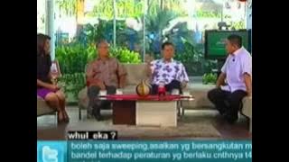 Download lagu Jubir FPI Munarman Siram Sosiolog Thamrin Amagola Saat Diskusi di TV One 28 Juni 2013]   YouTube