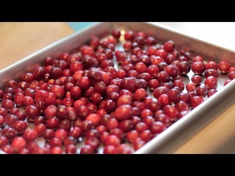 Video: Paano I-freeze Ang Mga Cranberry