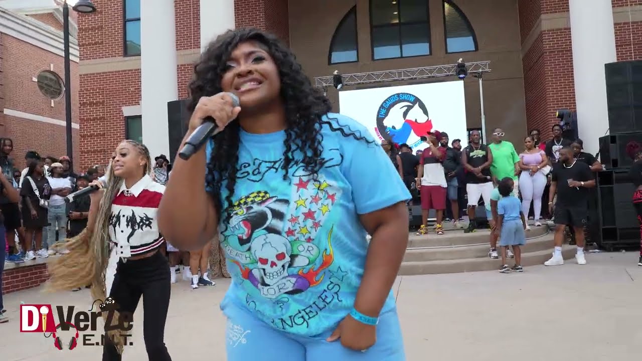 TOOTIE PERFORMS I LIKE #money  AT SOUTH SIDE DAY | (ATLANTA, GA) #yungjoc  OPENS UP FOR HER!