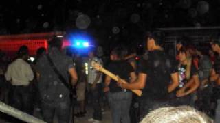 Video thumbnail of "POLICIA SE ENOJA PORQUE GUSGRI TOCA CANCIÓN OFENDIENDO A LA AUTORIDAD"