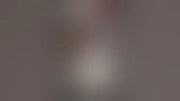 سعودي مع فلبينيه بلبحرين 