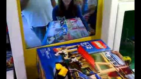 Augmented Reality at Lego Store