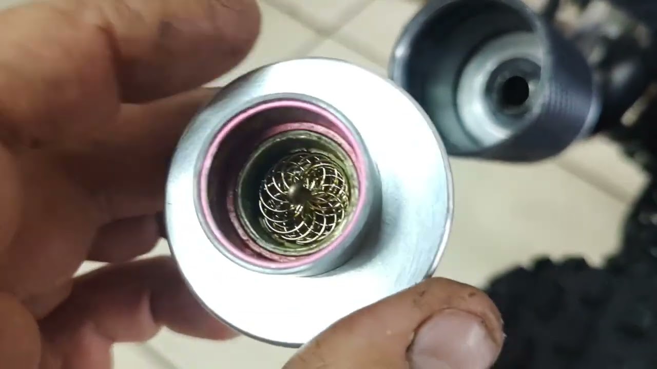 Baja 5B.  Silenciador de escapamento master poderoso caseiro 