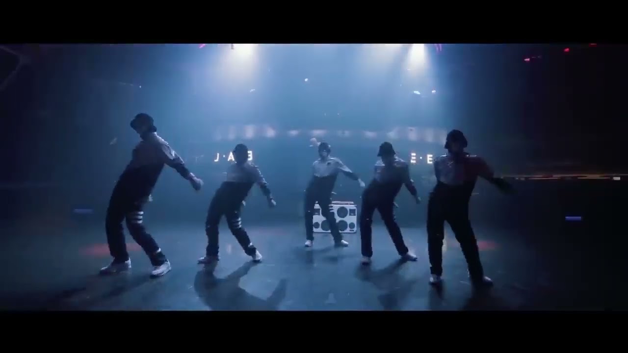 JABBAWOCKEEZ - X- Tiesto - Boom with Gucci mane_sevenn 🤟