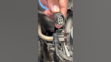 Oxygen Sensor Grip Lock Open Trick #alsharifauto #sensor #mechanic #grip #lock #open #oxygen #oil