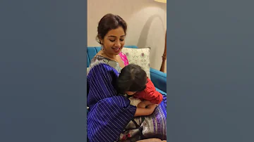 Shreya Ghoshal singing for her son Devyaan