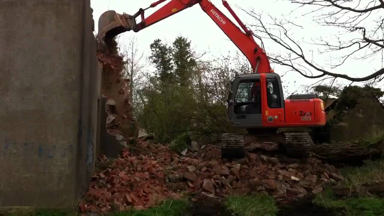 Demolition of building part 1