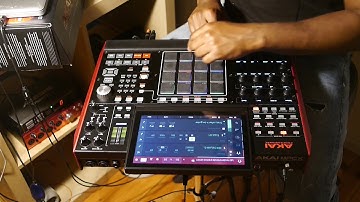 David Fingers Haynes on the Akai Mpcx - Mashup practice