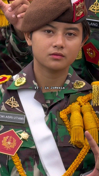 Dewi Asri Utami Taruni Cantik Akmil Akademi Militer Drumband GSCL #drumband #akmil