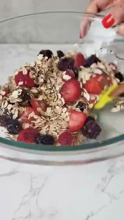 Fruit On The Bottom Overnight Oats - Sweet Peas and Saffron