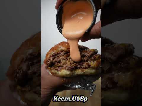 برجر لحم بريسكت انجوس اربع طبقات دبل جبن