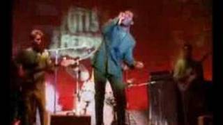 Video thumbnail of "Otis Redding shaking Monterey!"