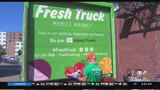 Food Truck Friday: Fresh Truck Mobile Market brings fruit, vegetables to communities in need