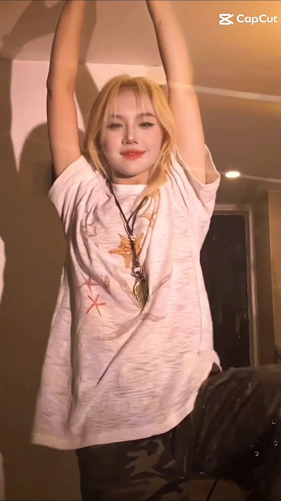 dansa gadis cantik #cewekindonesia #kontenhiburan #livestreaming #cewekcantik