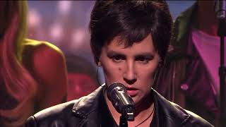 Saara Nüganen: Enrique Iglesias "Hero" (TV3, 2025)
