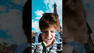 Laugh Nomoskar Travel