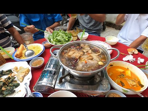Ngày giỗ Ngoại nhà dì Chín.