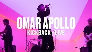 Omar Apollo - "Kickback" (Live) | Vevo DSCVR chords