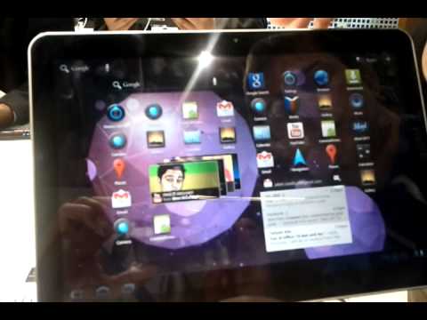 Samsung Galaxy Tab 10.1 demo at MWC 2011