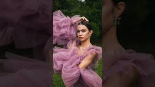 Asiye Mi? Yoksa Özge Mi? Şlerim Icoşkun