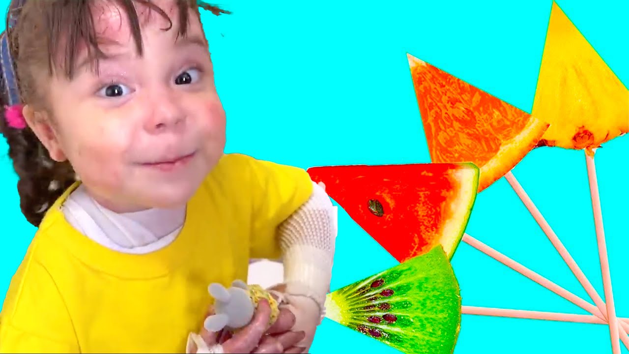 SARAH E ELOAH aprendem a IMPORTÂNCIA DE COMER FRUTAS Learn Colors with Fruits