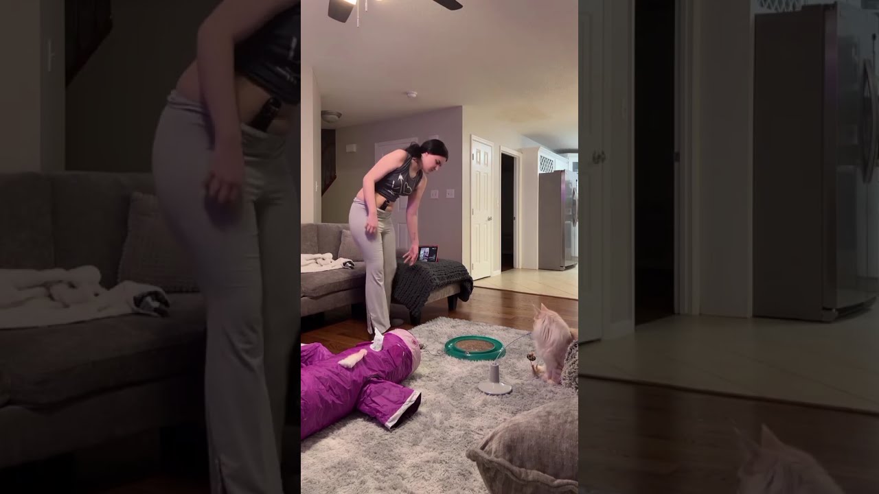 How are you, my friends? Today is a beautiful day because I am with you.😍❤‍🔥