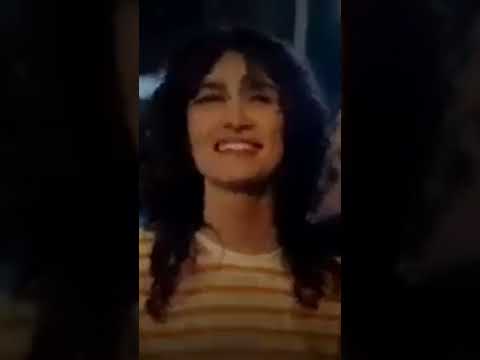 ادي الشوق وادي اللي جرالي