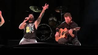 Skillet Performs Stars Live